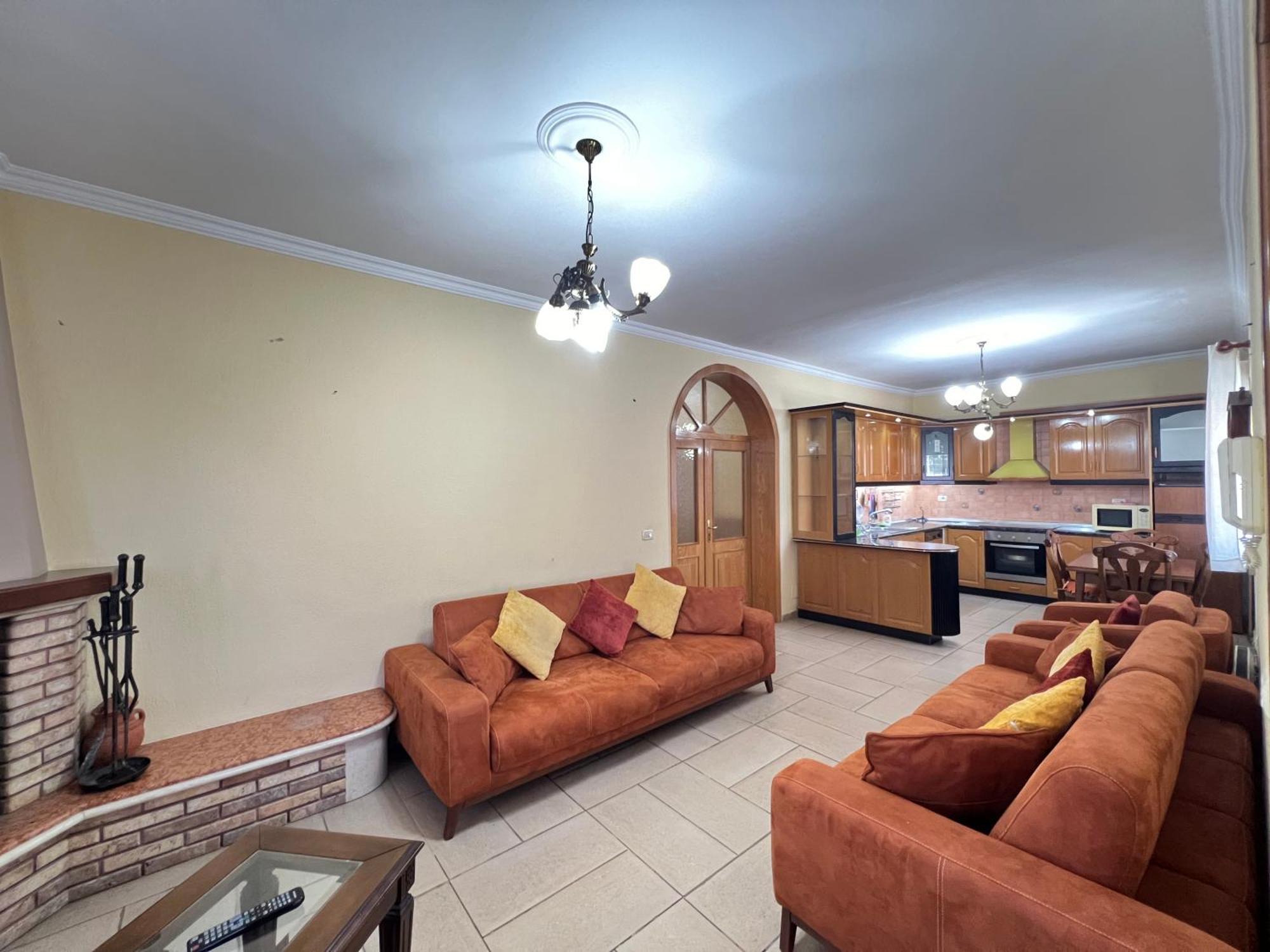 Tirana Center 2Bedrooms ภายนอก รูปภาพ